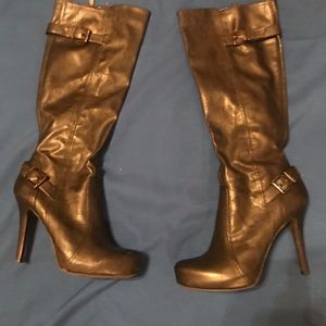 Black 3 1/2 inch Knee High Boots